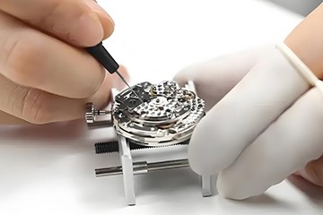 广州欧米茄手表表带坏了